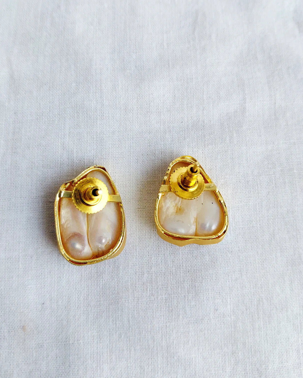 18K gold-plated real pearl sculptural stud earrings