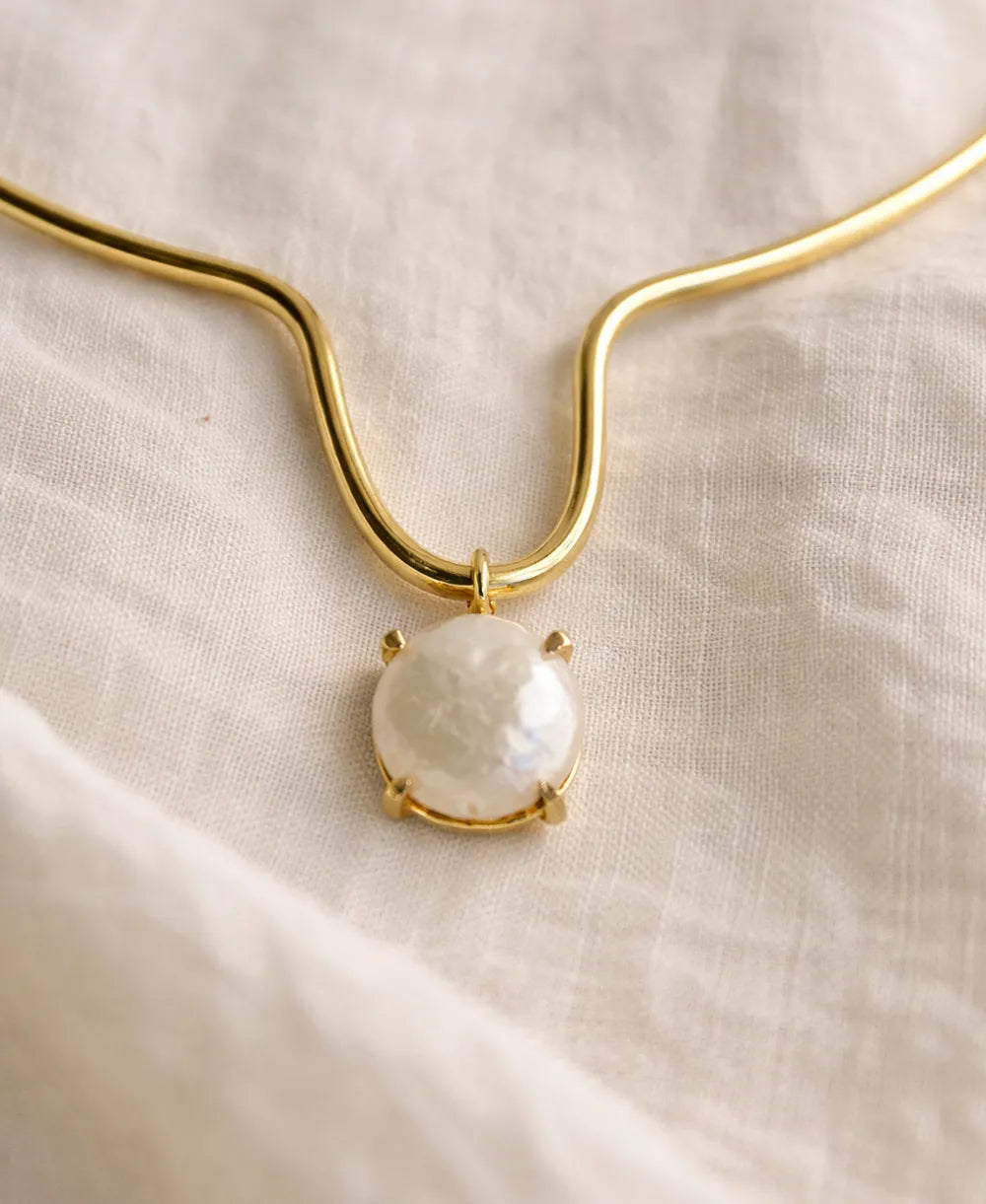 Pearl Pendant Necklace & Earring Set