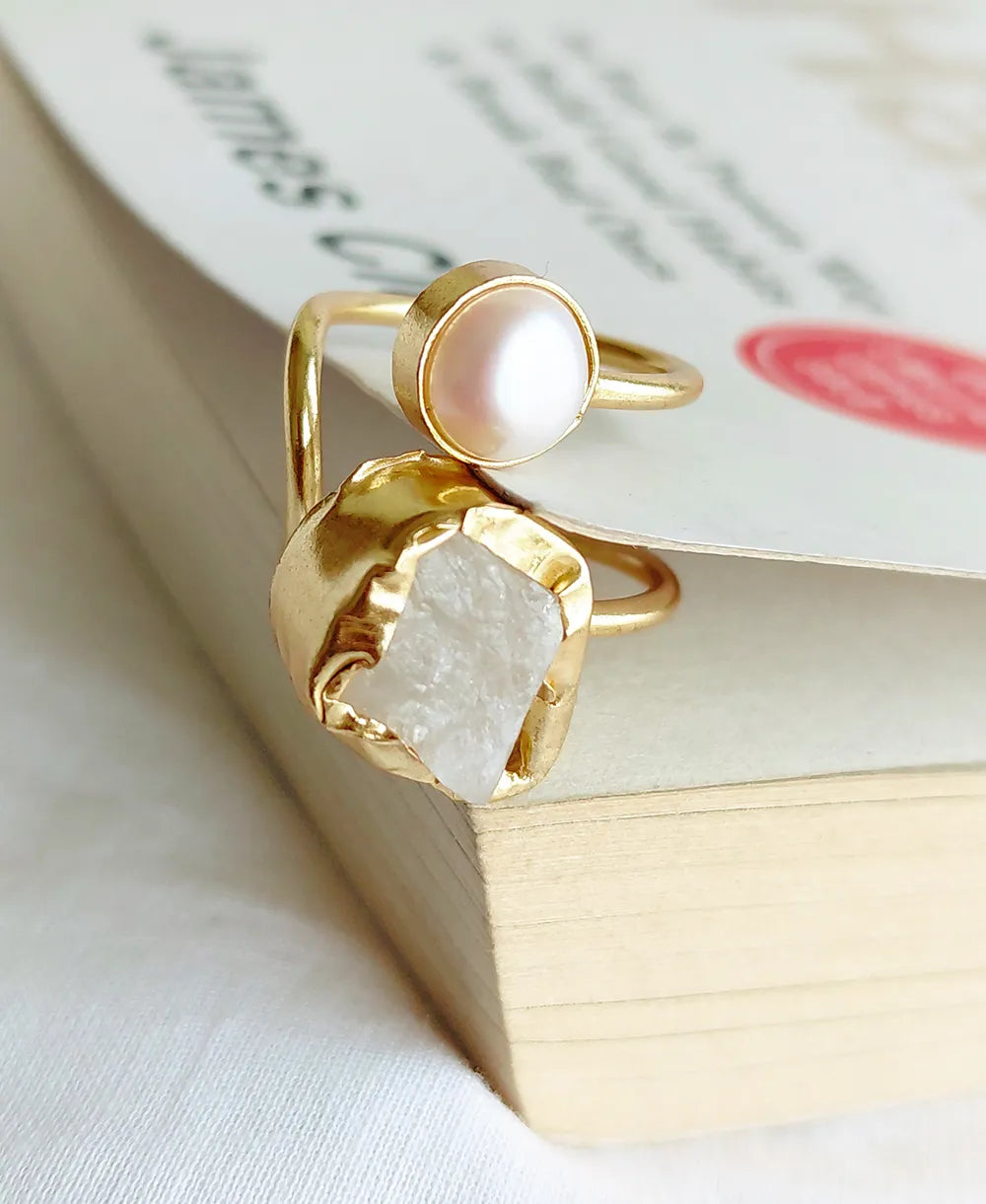 Pearl Kiss Rose Quartz Ring with natural rose quartz gemstone, freshwater pearl and 18K gold-plated adjustable band.