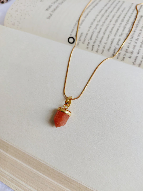 Carnelian gemstone pointed pendant necklace with gold-plated chain