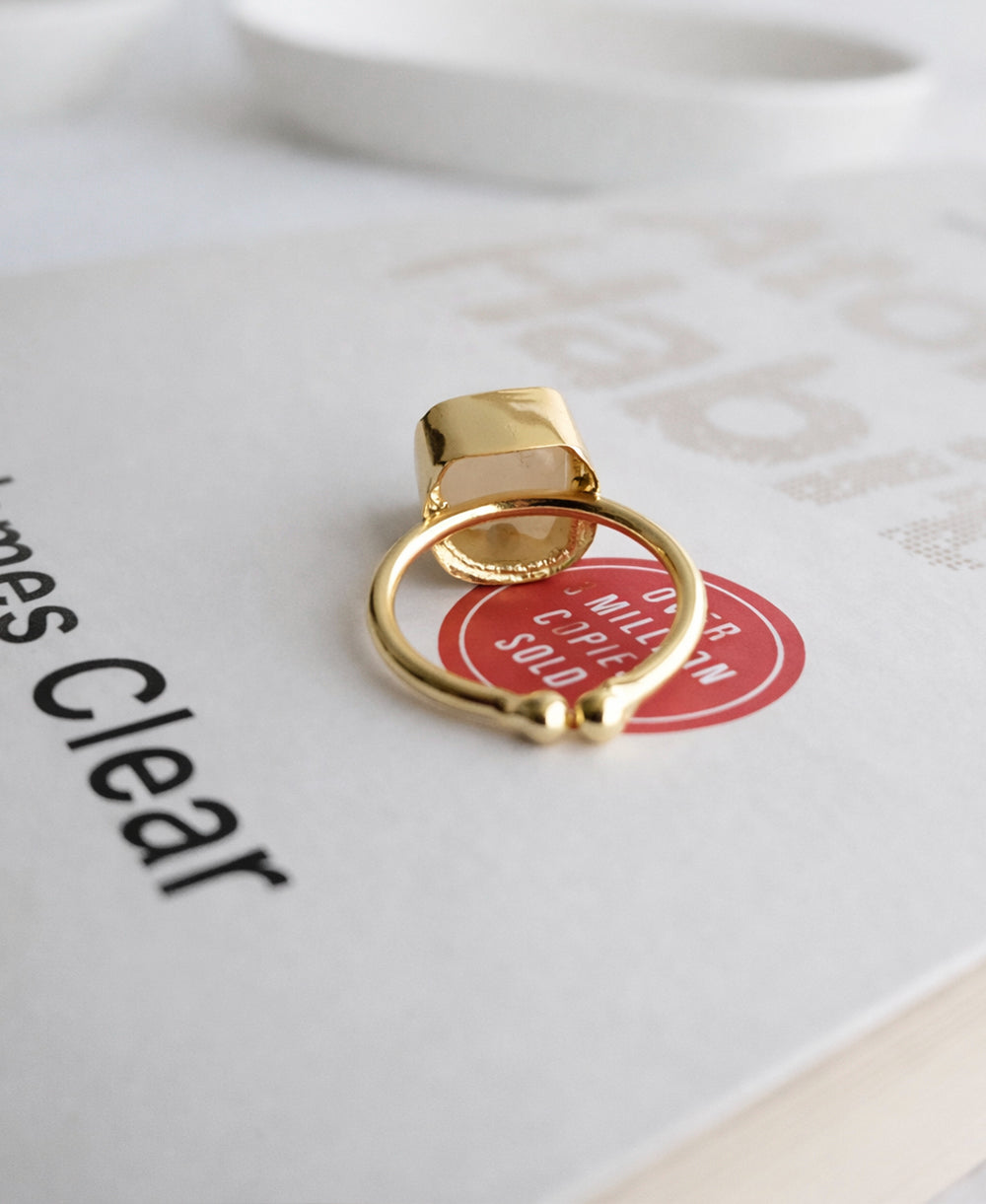 White Howlite Cushion Cut Gold Ring