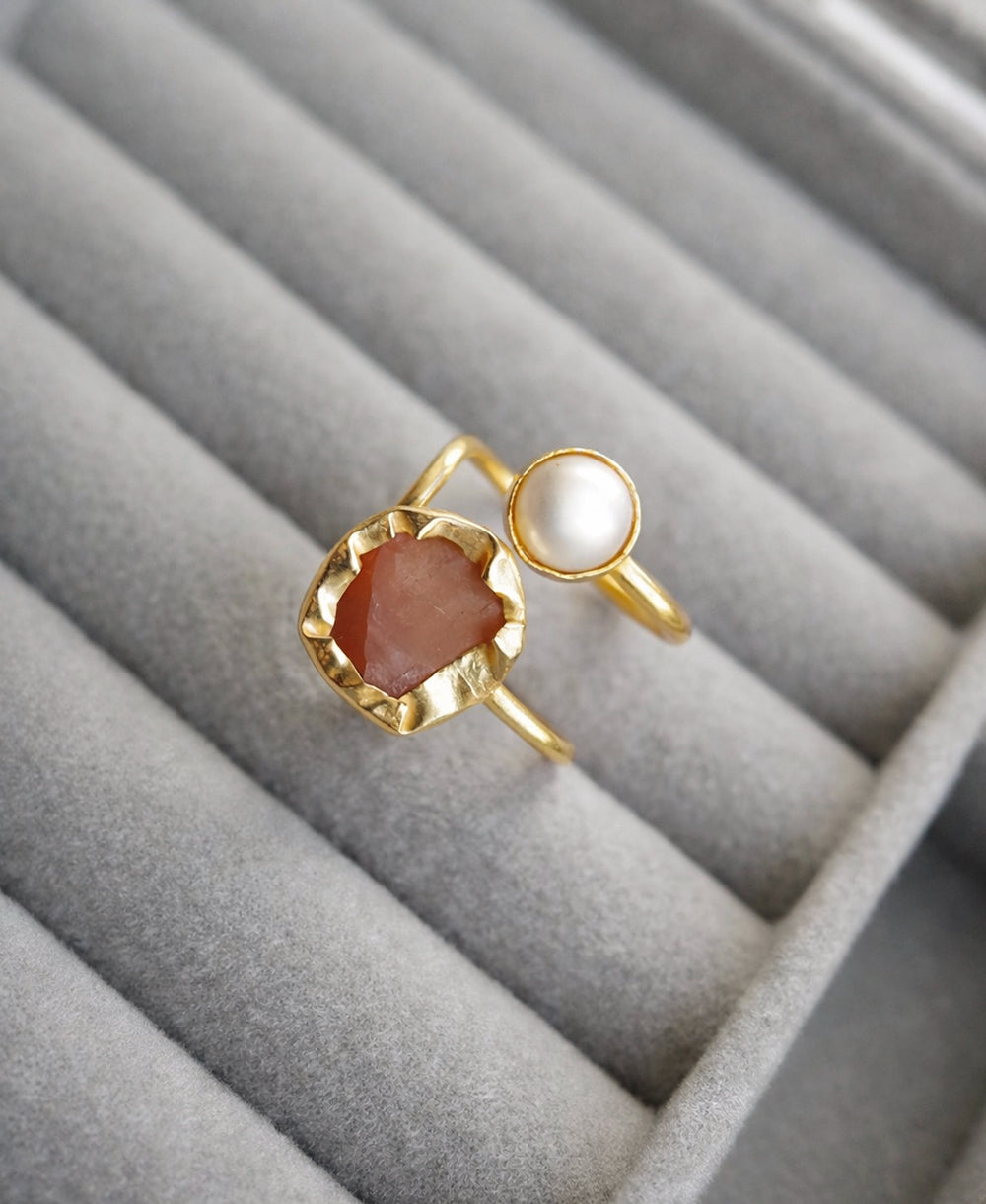 Raw Carnelian & Pearl Gold Ring