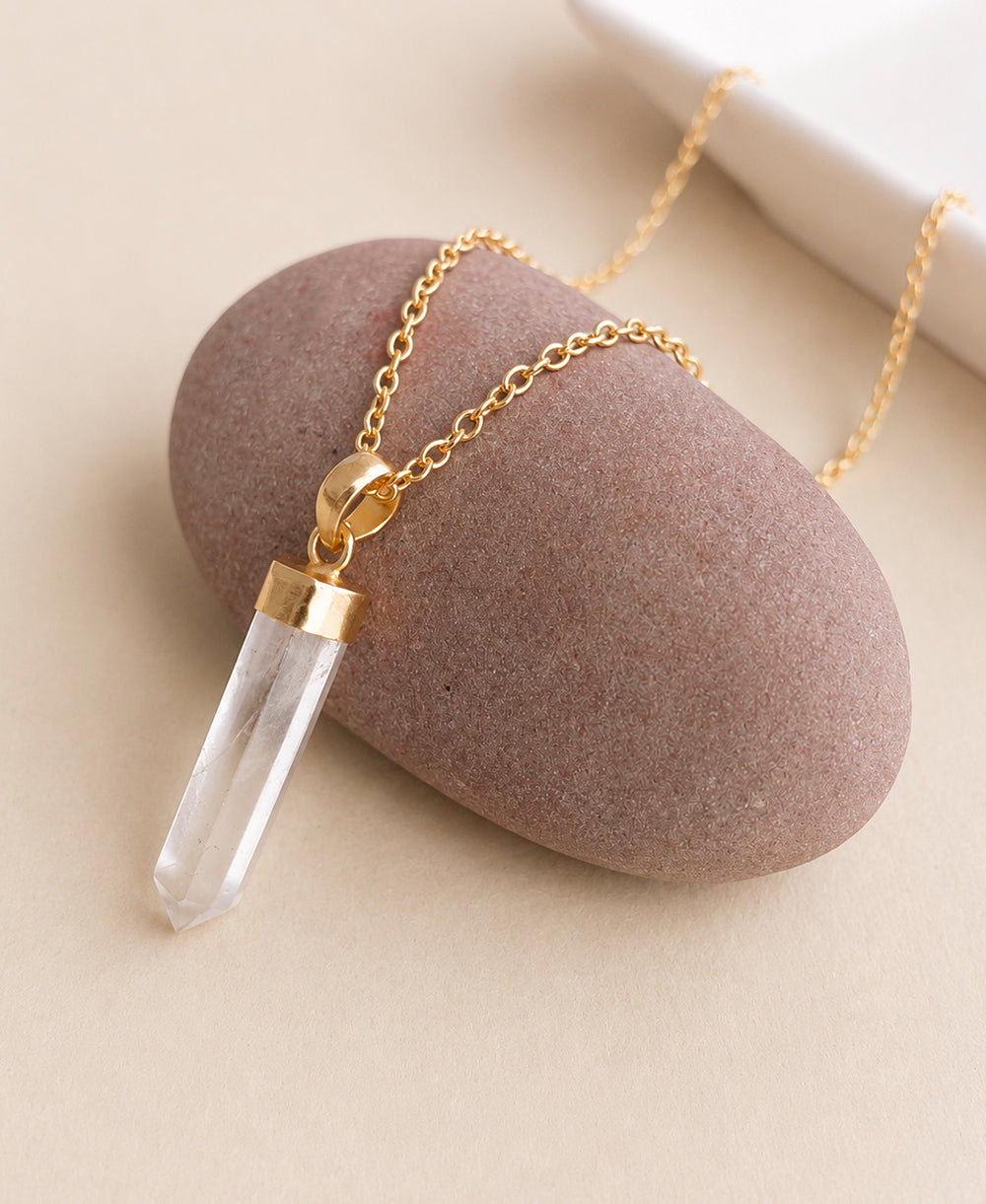 Minimal Clear Quartz Crystal Pendant Necklace