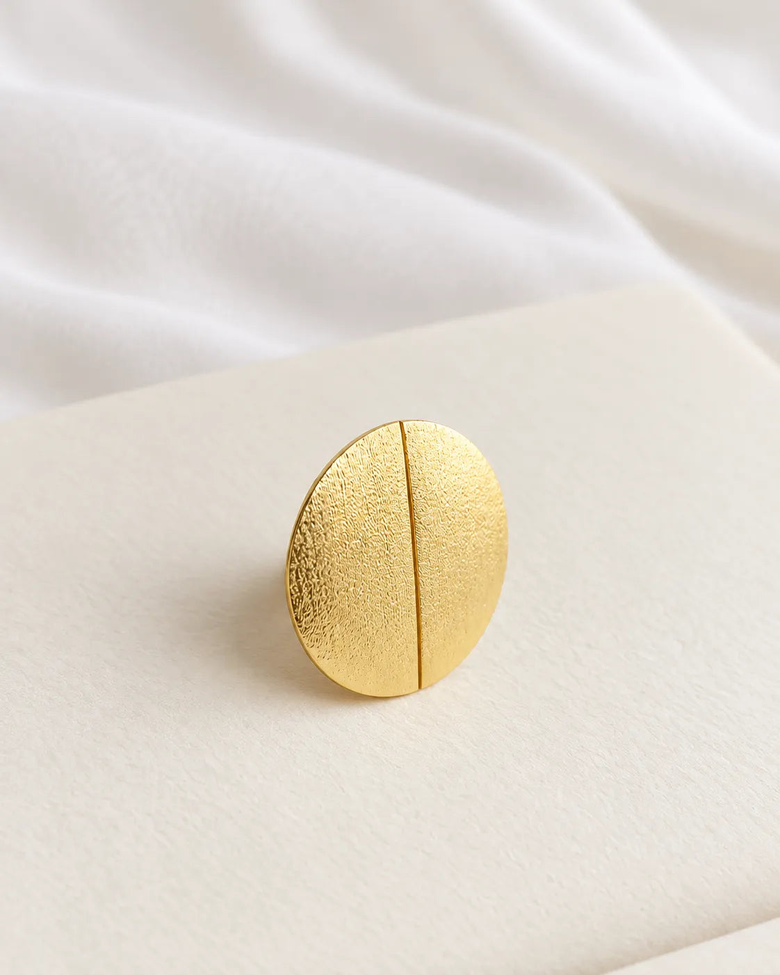 Split oval 18K gold plated textured statement ring - view 2