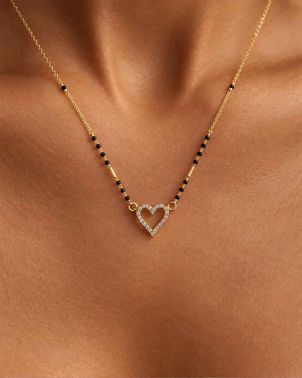 Sparkling heart pendant black bead mangalsutra