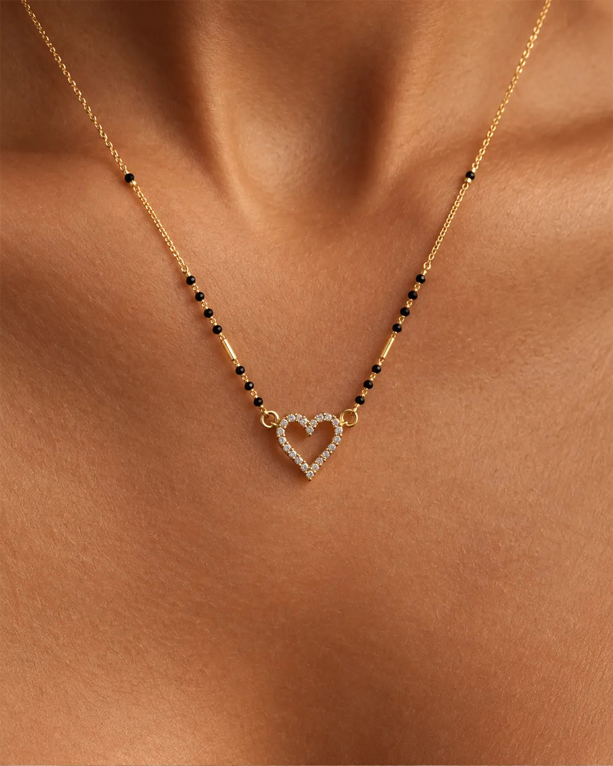 Sparkling heart pendant black bead mangalsutra