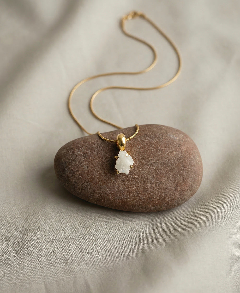 Minimal gold-plated necklace with natural white gemstone pendant